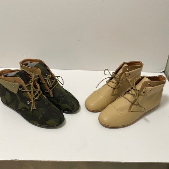 BAMBOO - 2 set Camouflage and Beige Lace up Flat Sole Boots Aidan Style - Picture 1 of 17